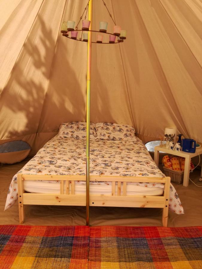 7 Valleys Camping Hotel Flers  Bagian luar foto